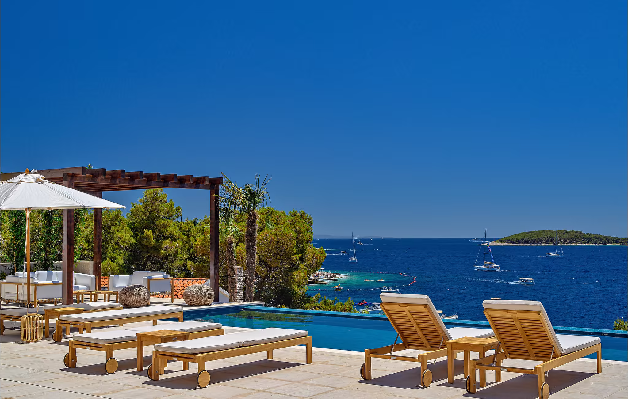 Beachfront villa on the Adriatic